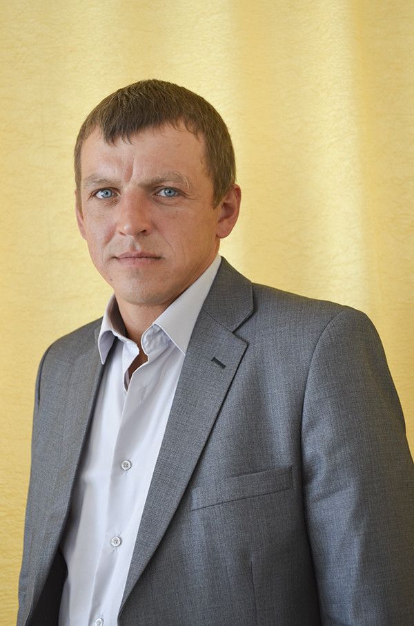 Холкин Вячеслав Александрович.